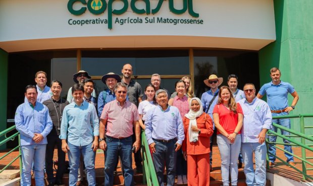 Visita de diplomatas à Copasul pelo Projeto AgroBrazil, da CNA